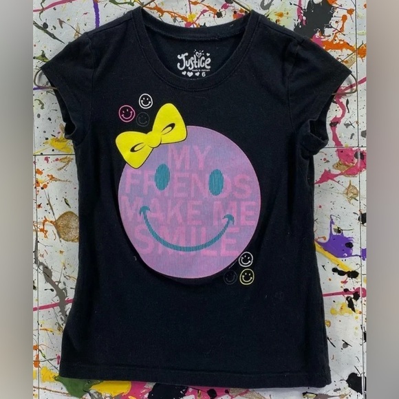 Justice Smiley Face 😊🎀 Tee - Picture 1 of 4